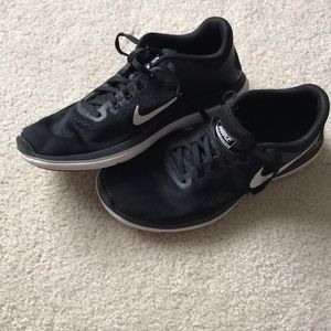 Nike Flex Run